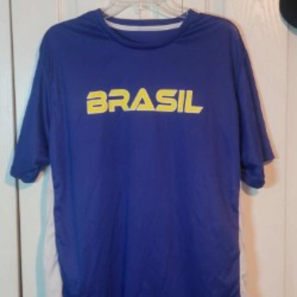 Brasil Souvenirs Blue & White Shirt GG Fits US XL Yellow Brasil NWOT + Bag